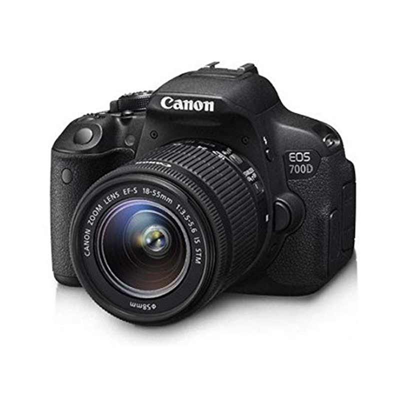 Canon EOS 700D DSLR 18.0 MP with 18-55mm Lens